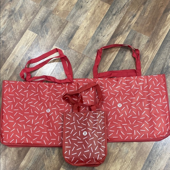 Lululemon Reusable Grocery Shopping Bags Bundle Lot of‎ 3 Red NWOT - Picture 1 of 4